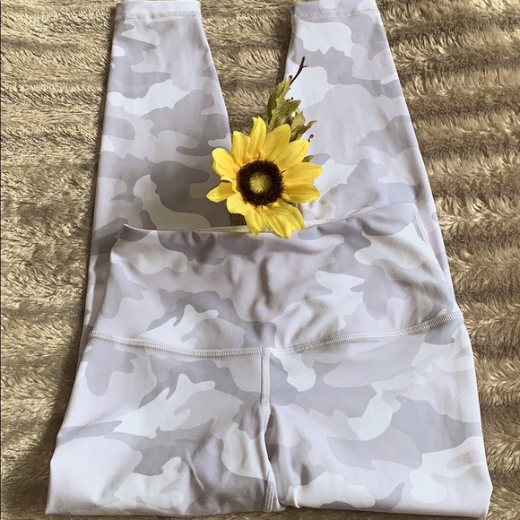 Yogalicious Pants - YOGALICIOUS high waist Camouflage leggings 🧘🏼‍♀️